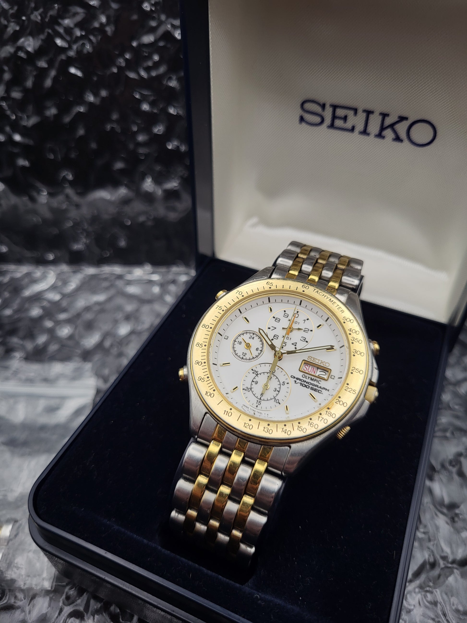 Zeldzame Seiko 7T59-7A20 - Olympic Chronograph - 0.01 Sec. - Red Robin Watches