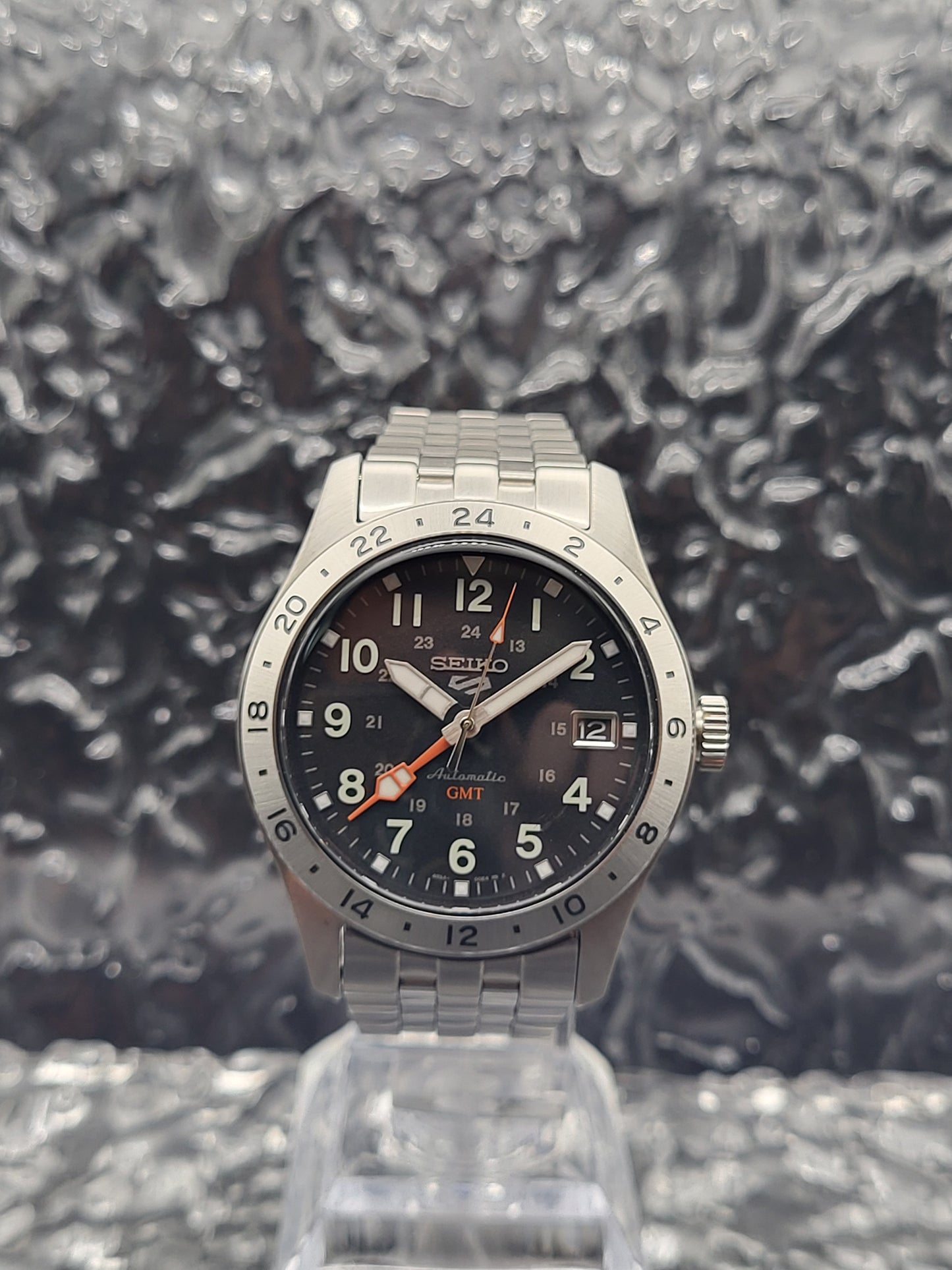 Seiko 5 GMT - Ref. SSK023K1 - Full Set - Nieuwe Release! - Red Robin Watches