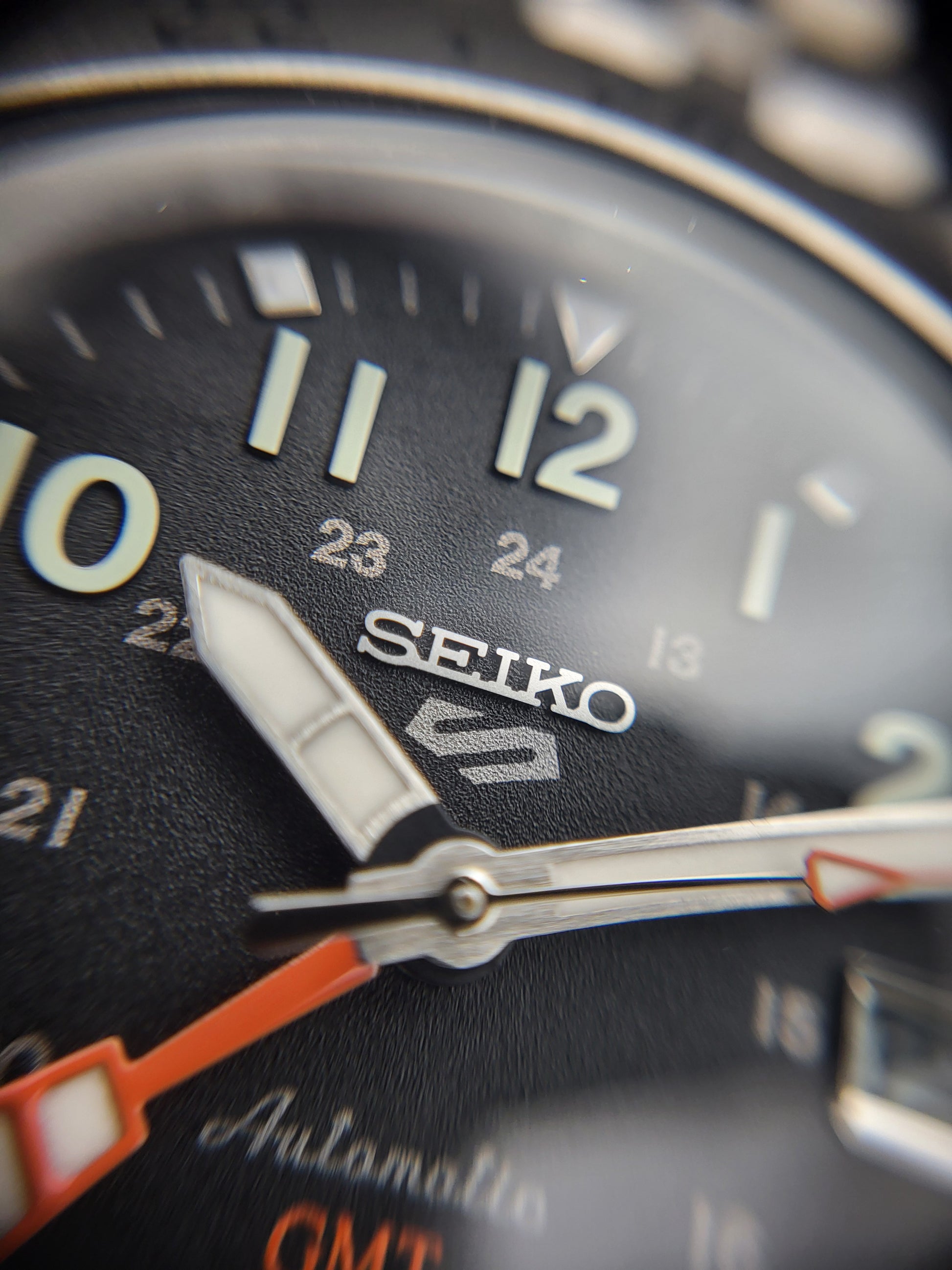 Seiko 5 GMT - Ref. SSK023K1 - Full Set - Nieuwe Release! - Red Robin Watches