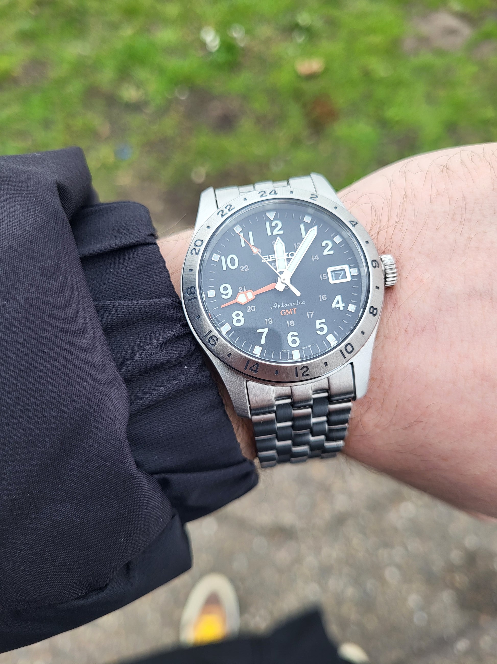 Seiko 5 GMT - Ref. SSK023K1 - Full Set - Nieuwe Release! - Red Robin Watches