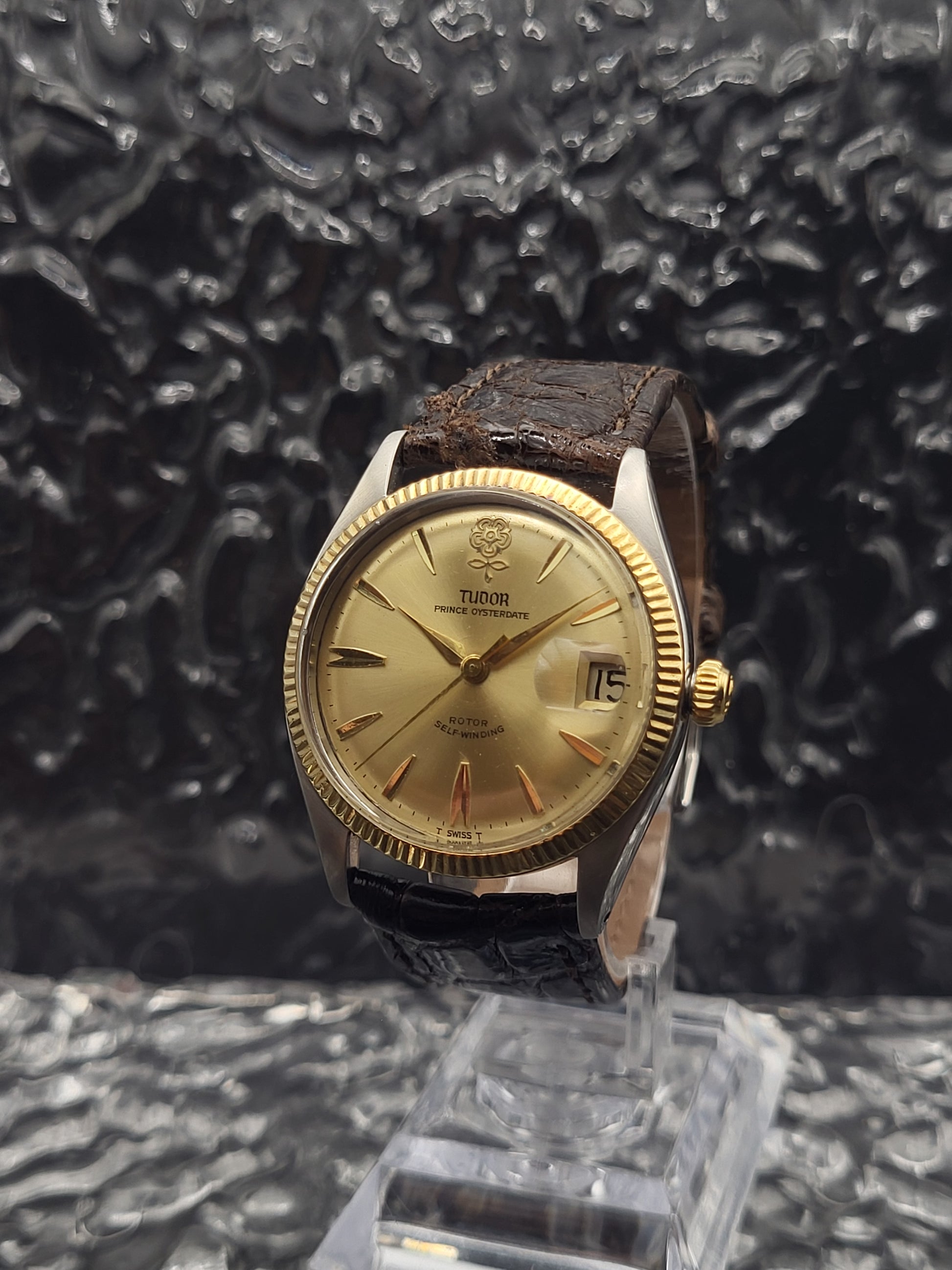 Tudor Price Oysterdate 'Big Rose' 18K Smiley - Red Robin Watches