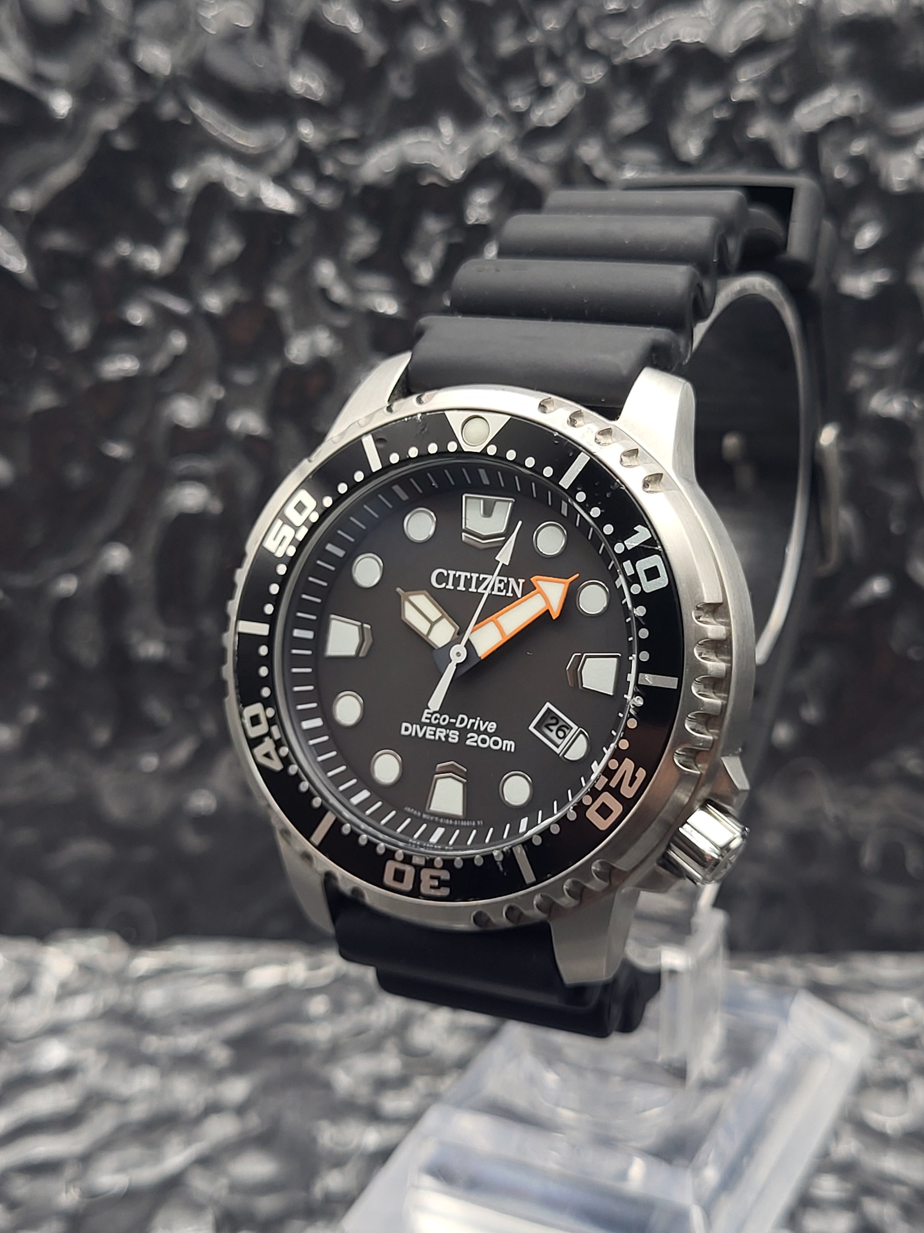 Citizen ECO-DRIVE Diver's 200 authentic M E168