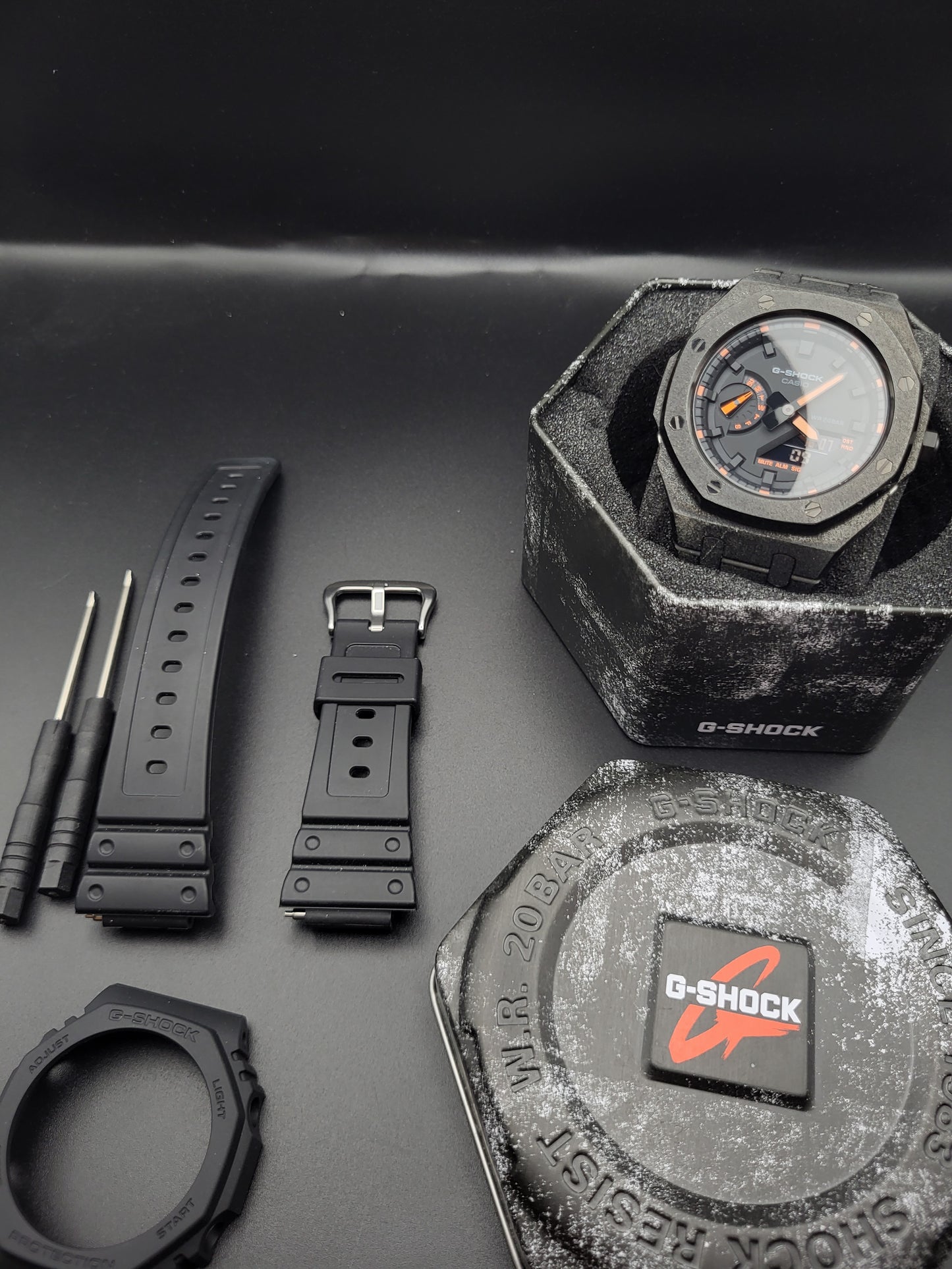 Casio G-Shock 'Casioak' Metaal Mod - Full Set - Red Robin Watches