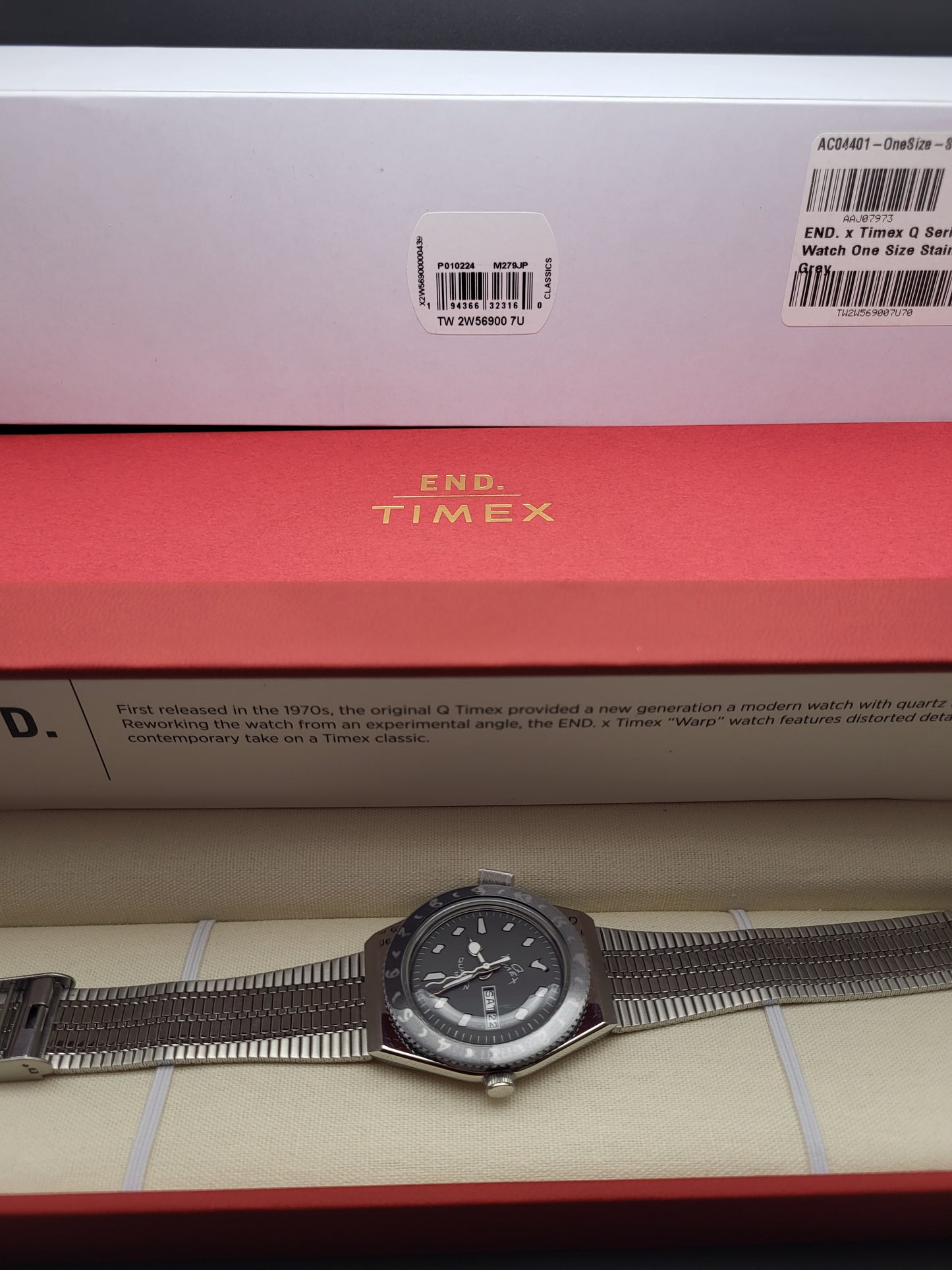 Timex X END Warp - Full Set - Limited Edition - Quartz