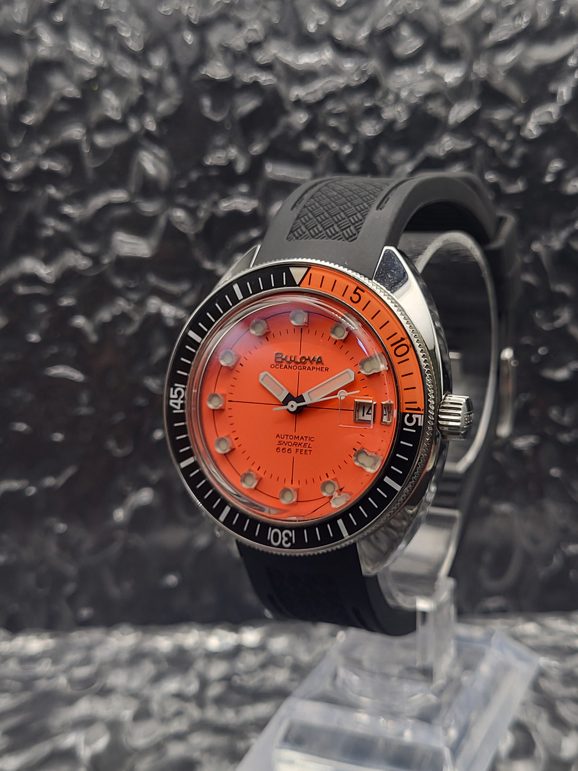 Bulova Oceanographer 96B350 - Oranje Wijzerplaat - Devil Diver - Full Set - Red Robin Watches