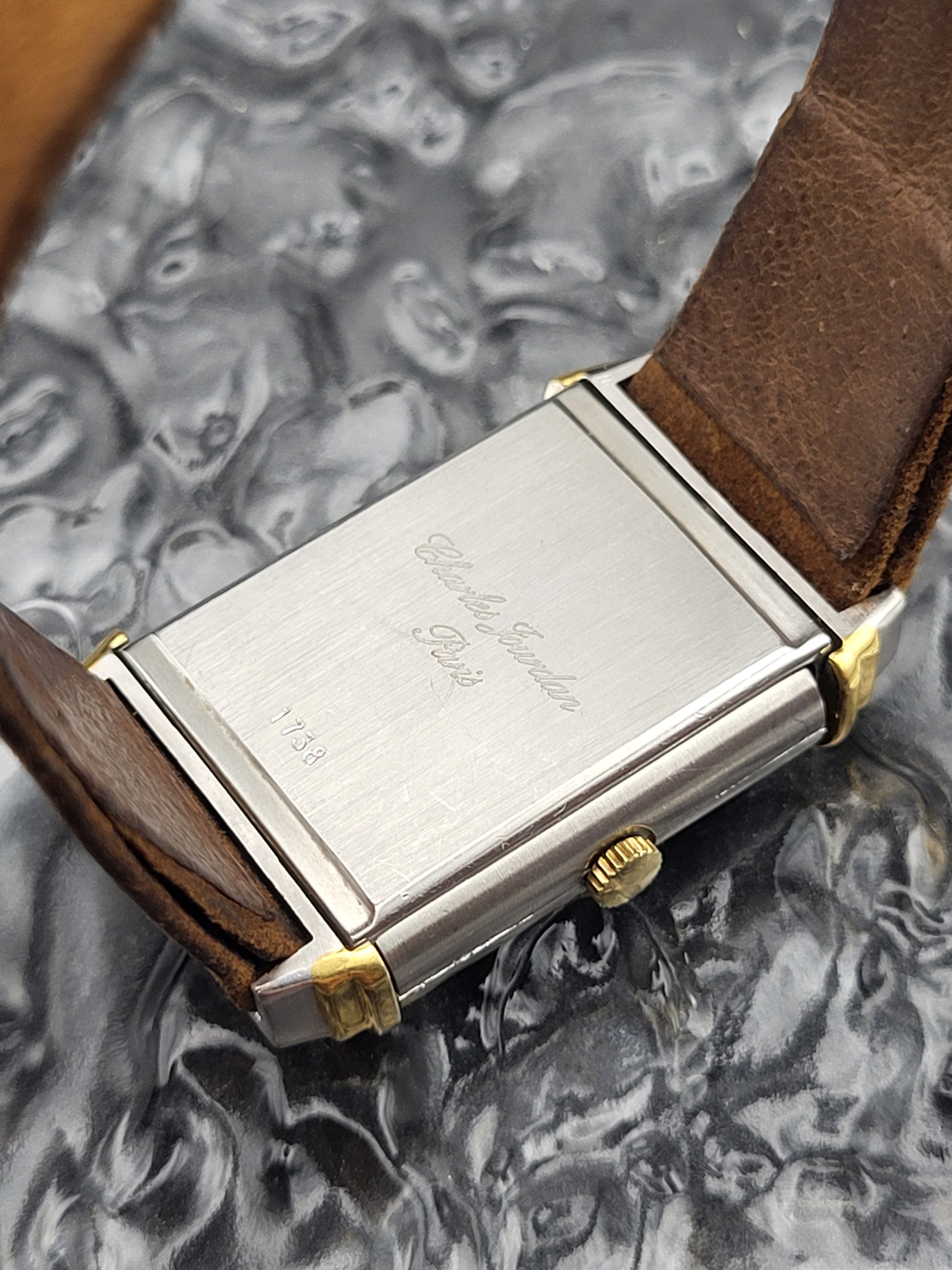 Jean Perret Geneve Reverso - Ref. 1738 - Swiss Made - Quartz - Red Robin Watches